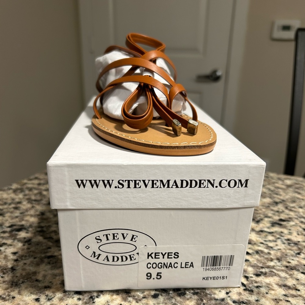 Steve Madden Lace-Up Flat Sandal ~ Cognac